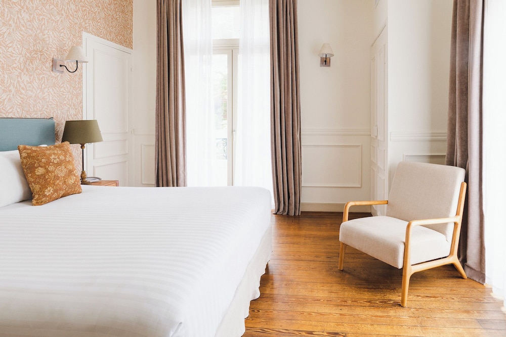 Hotel Edouard Vii 27/79