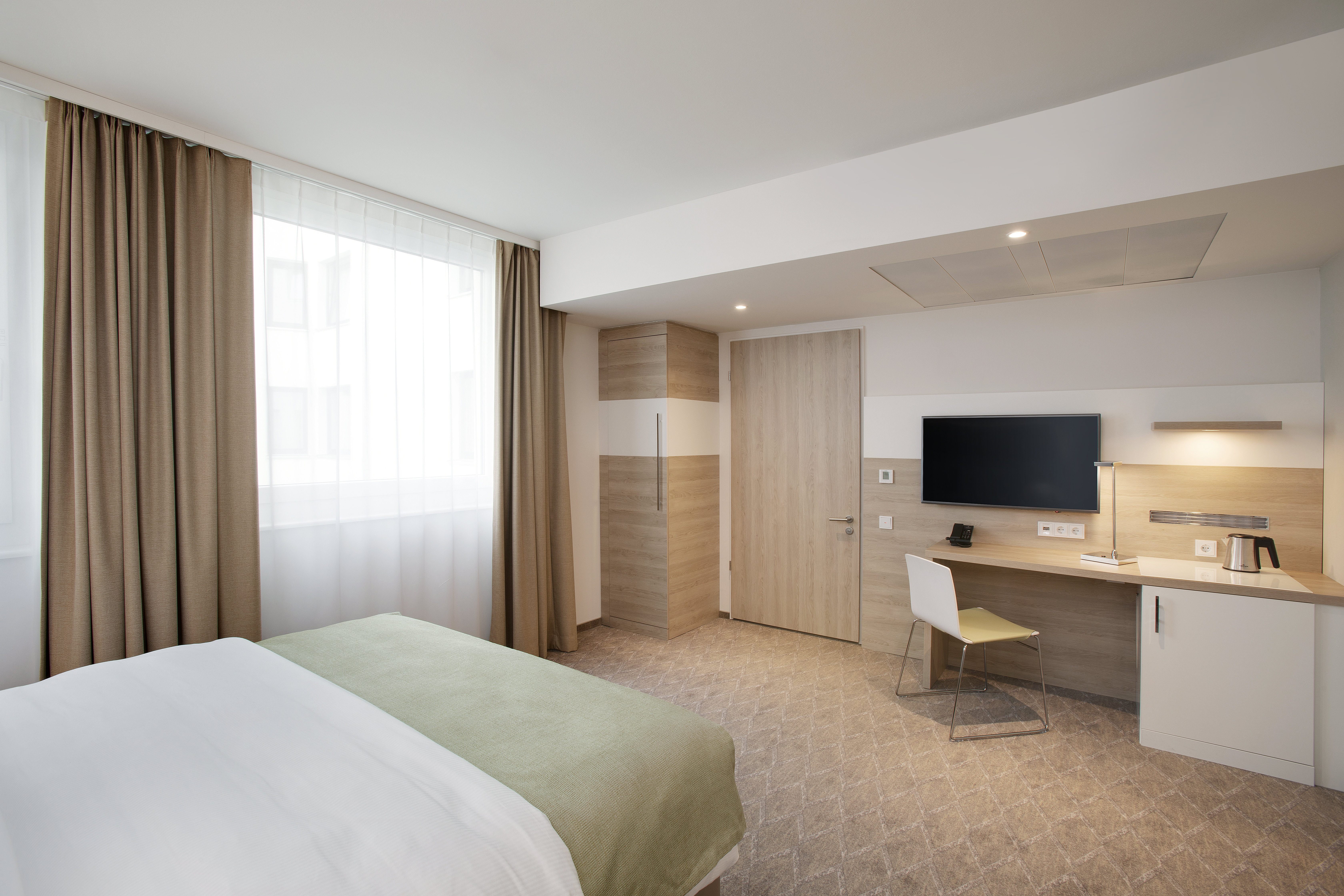 Holiday Inn Frankfurt Airport 38/75