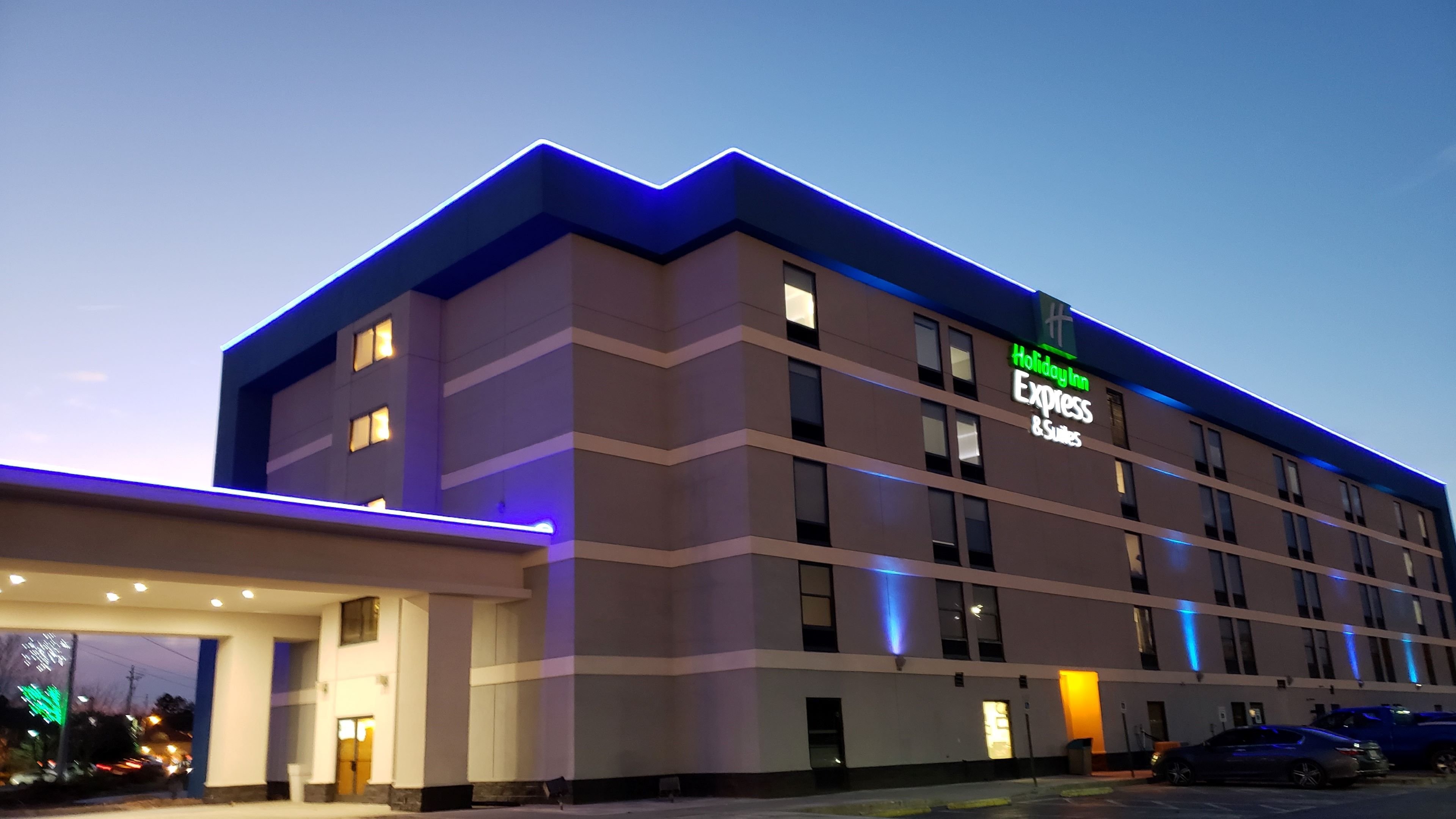 Holiday Inn Express Hotel and Suites Pigeon Forge/Near Dollywood 2/55