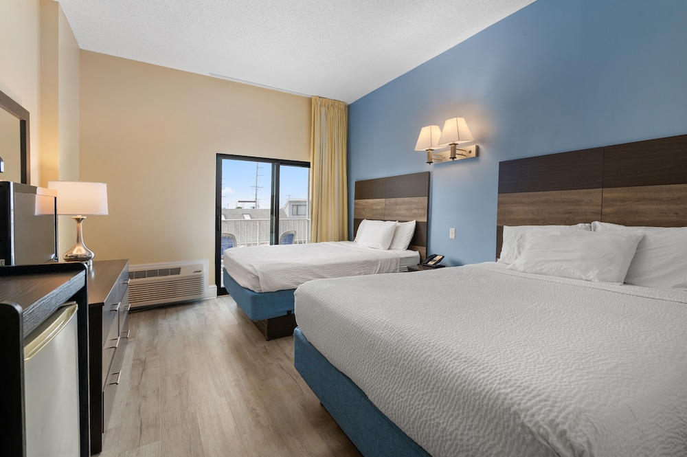 Coastal Palms Inn &amp; Suites 7/50