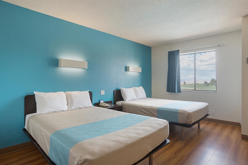 Motel6 Page, AZ 34/60