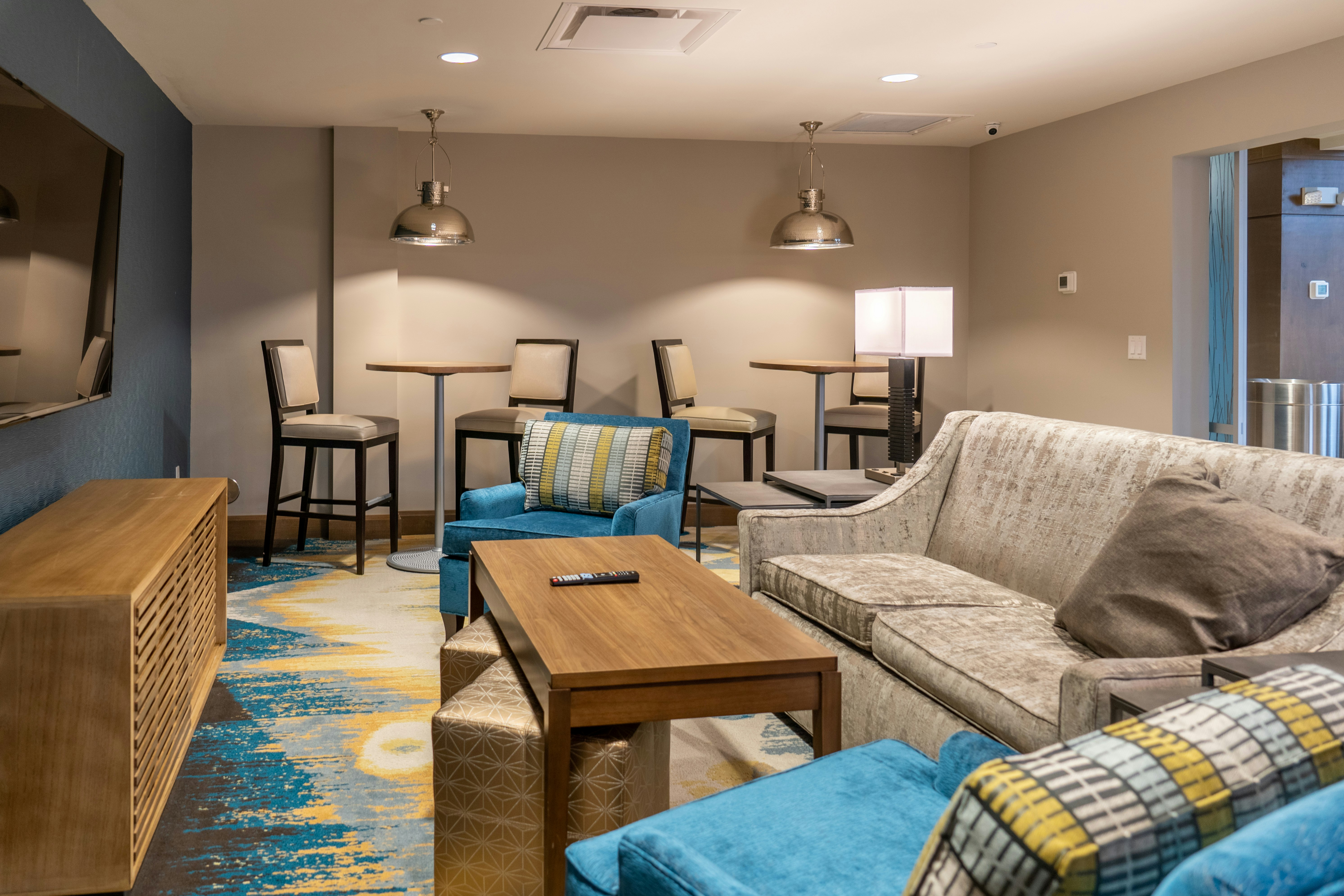Staybridge Suites Summerville 22/48