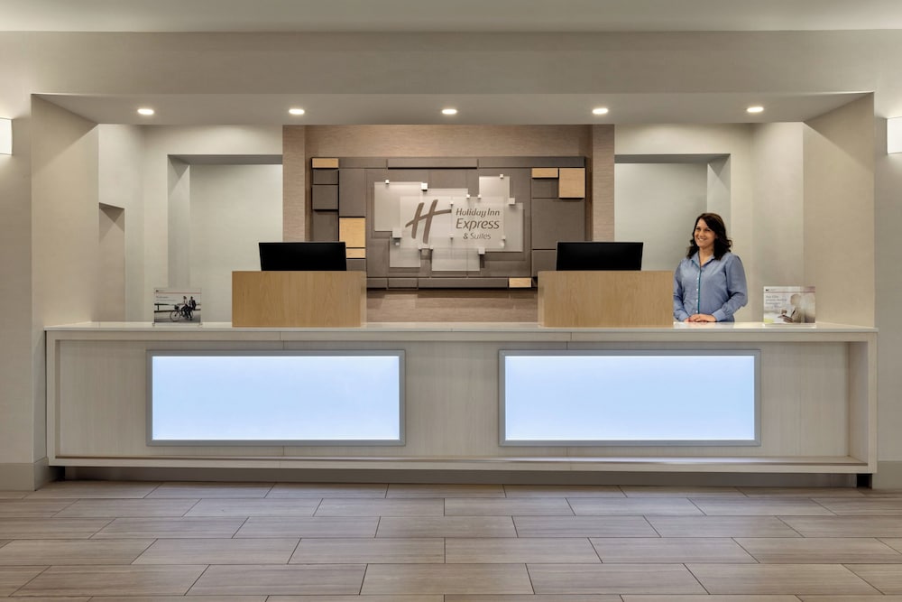 Holiday Inn Express Hotel Suites Opelika Auburn 8/71