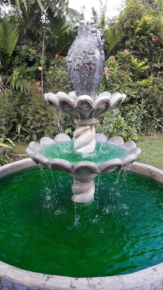 Relaxing Garden Resort 33/50