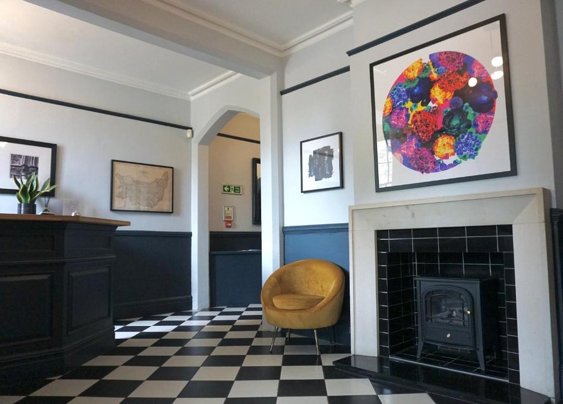 The Carlton Manor Hotel 3/36