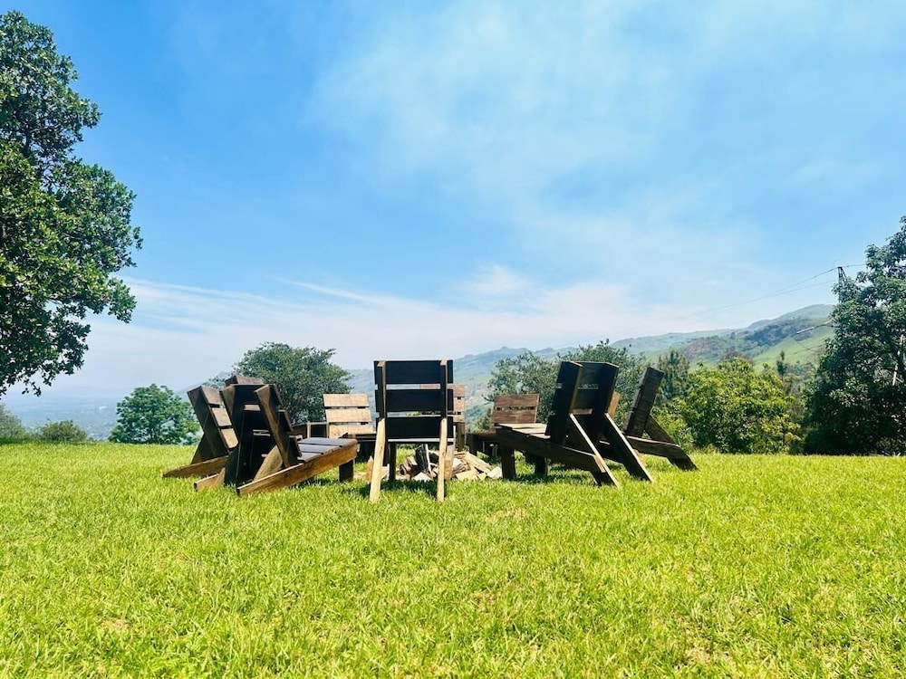 Emafini Country Lodge 48/57