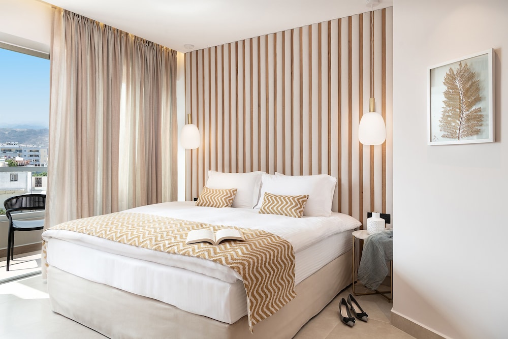 M City Hotel 33/63