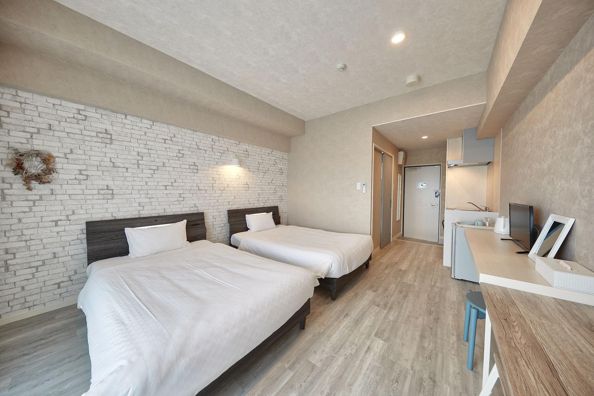 Hotel 385 5/45