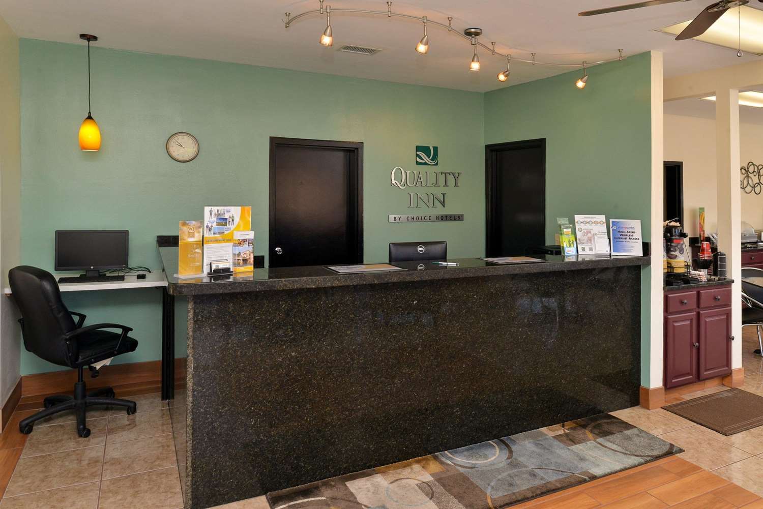 Lobby at OYO Hotel Lake Park/Valdosta I-75, Exit 5, LAKE PARK - GA