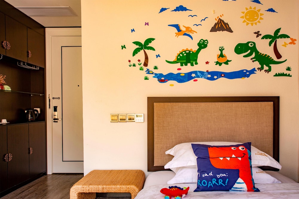 Peach Blossom River Resort 7/50