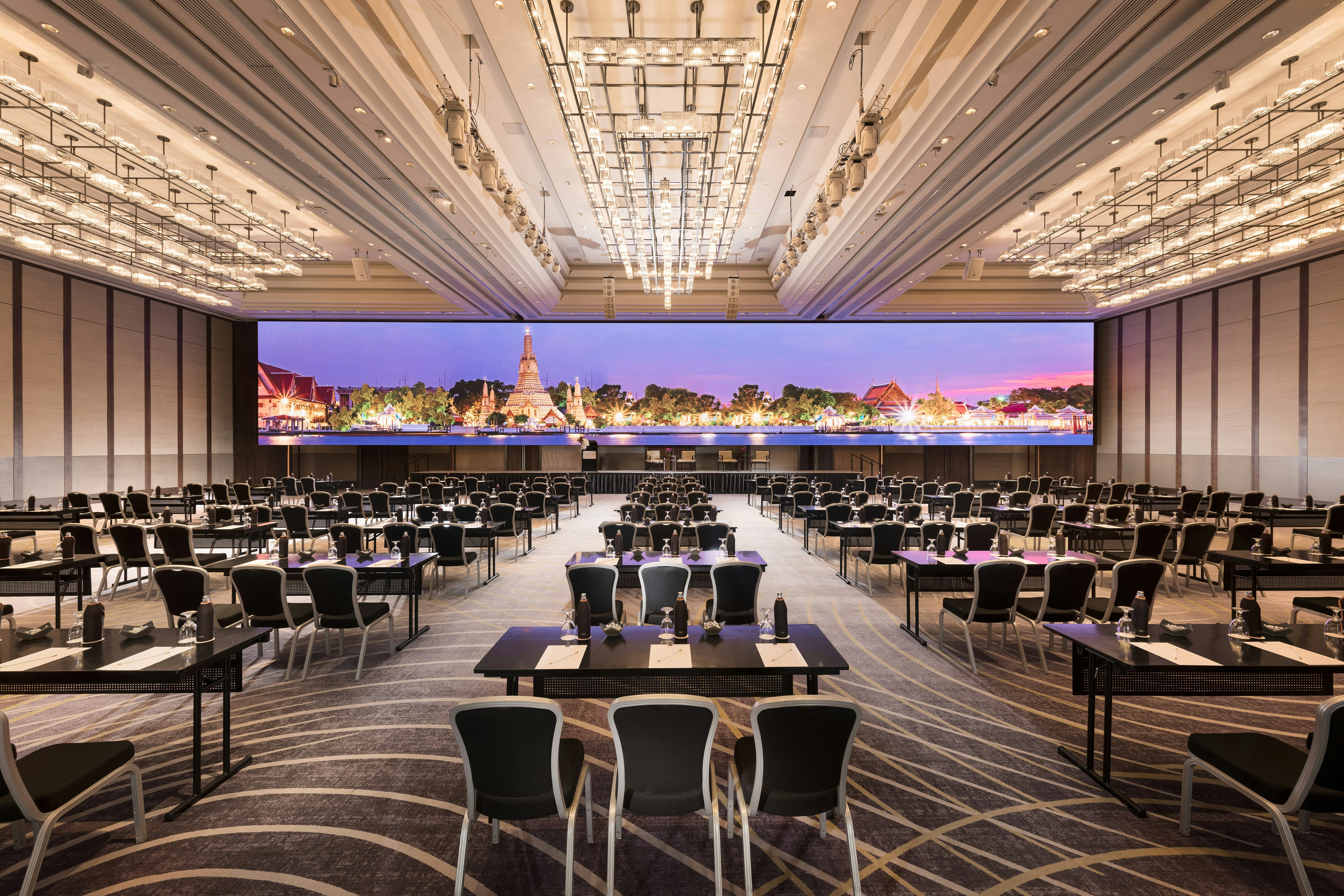 Conrad Bangkok 160/172