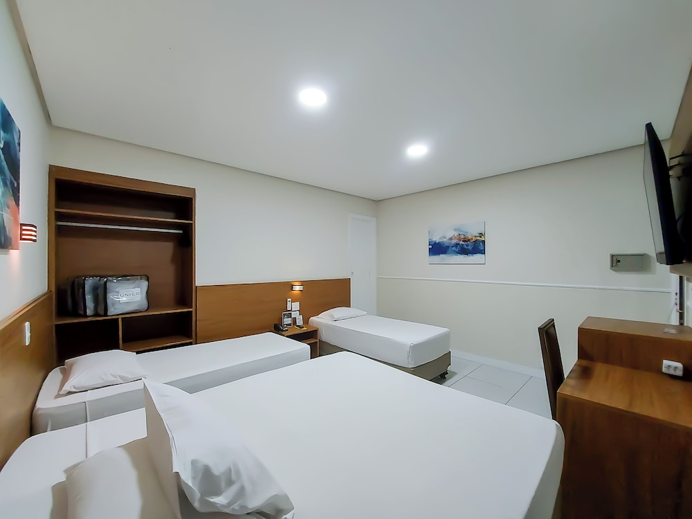 Hotel Itamarati 12/50