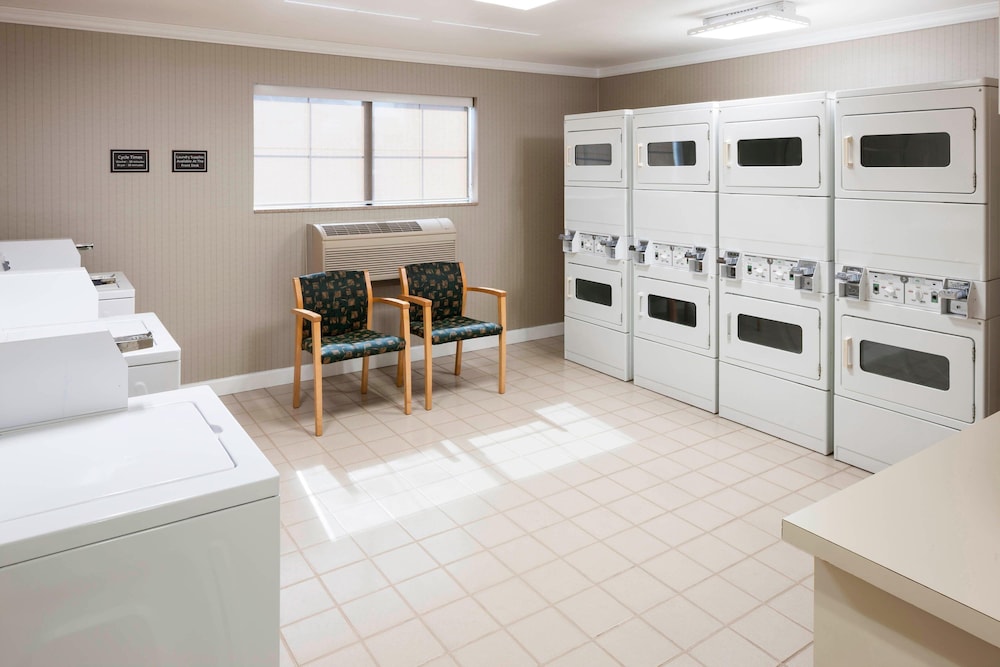 Residence Inn by Marriott Kansas City Overland Park 27/50