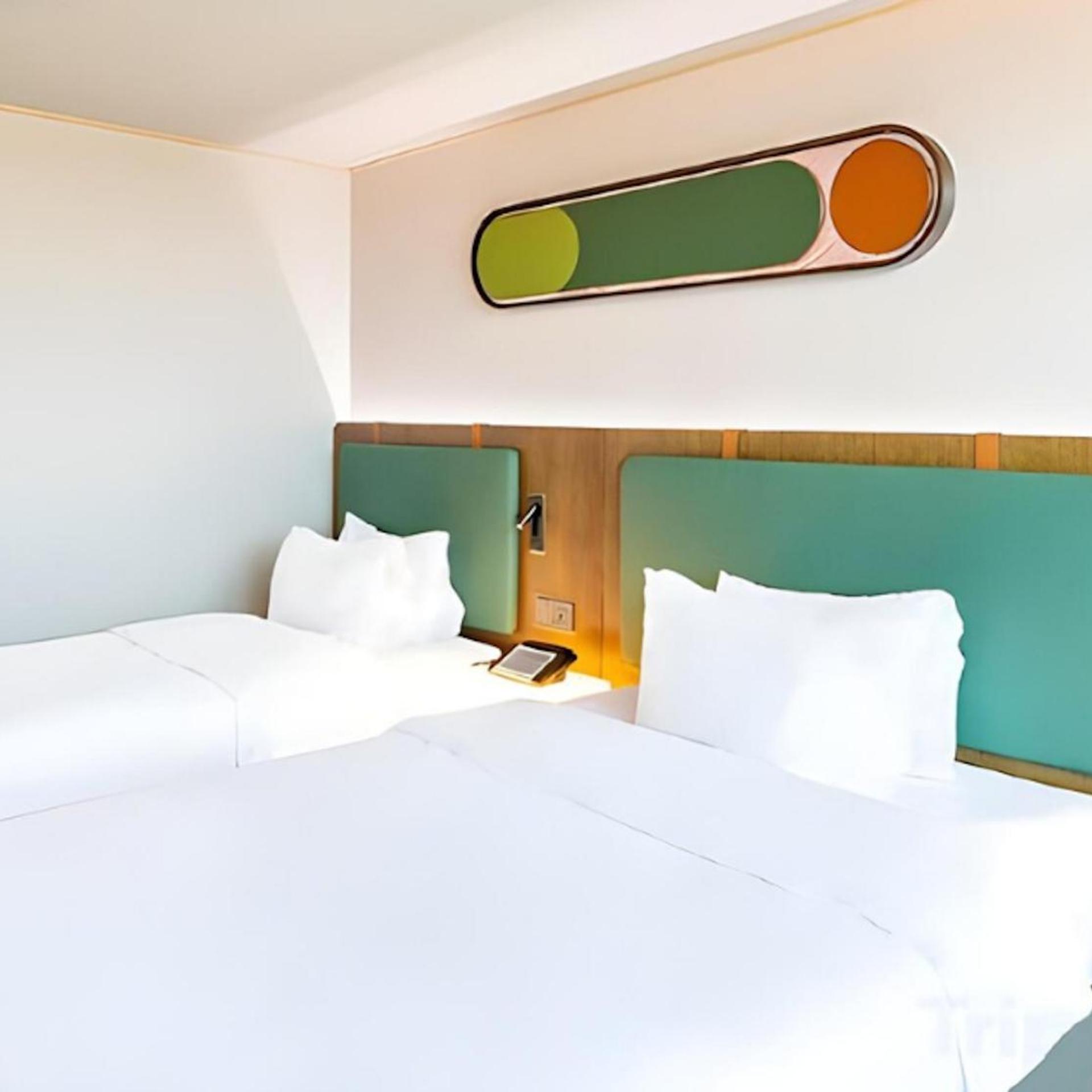 Deluxe, Twin Beds, No Parking