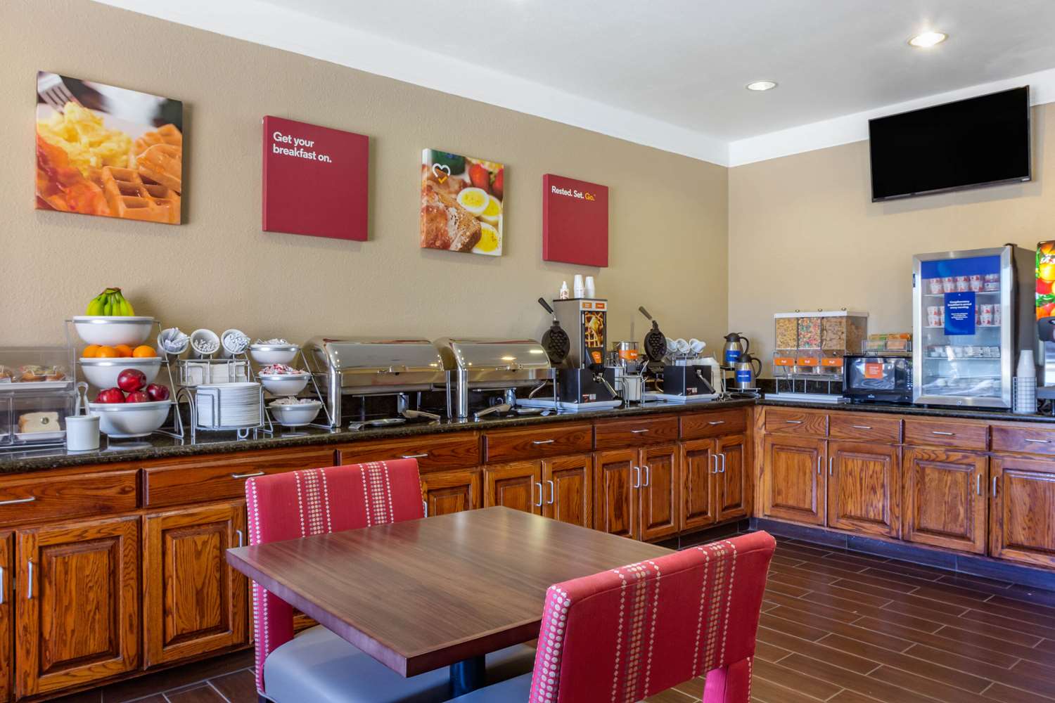 Comfort Suites Plainview 8/13