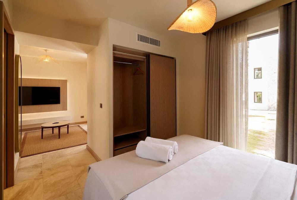 1 BEDROOM, SUPERIOR, SUITE, SEA VIEW