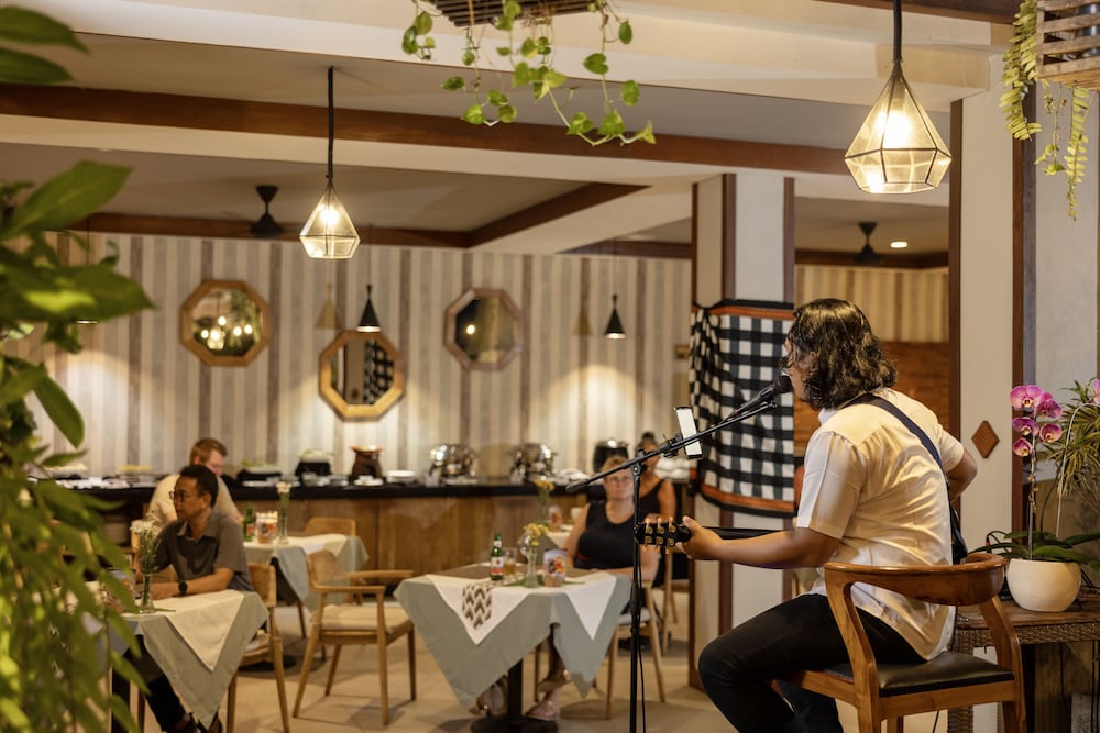 Taksu Sanur Hotel 57/76