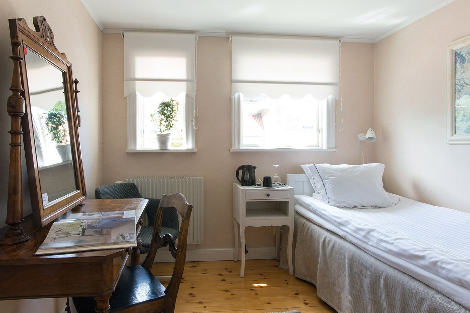 Basic, Single, Shared Bathroom