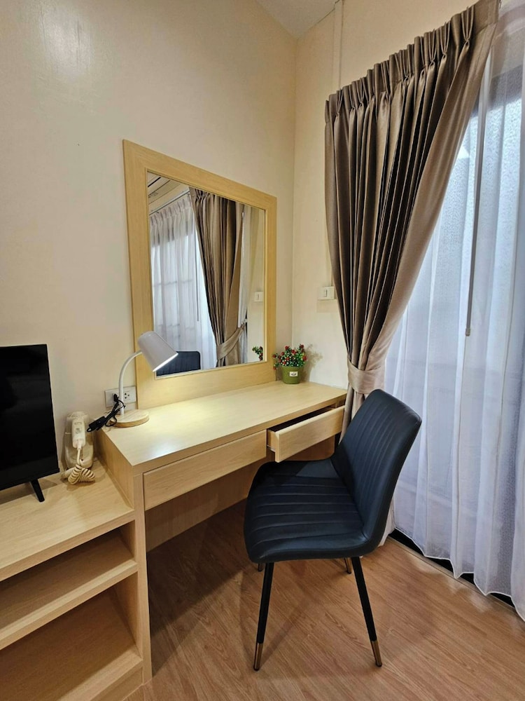 Mercy Hostel 50/55