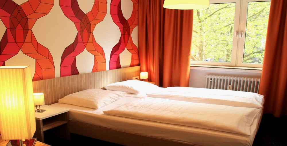 Hotel Madeleine 16/50