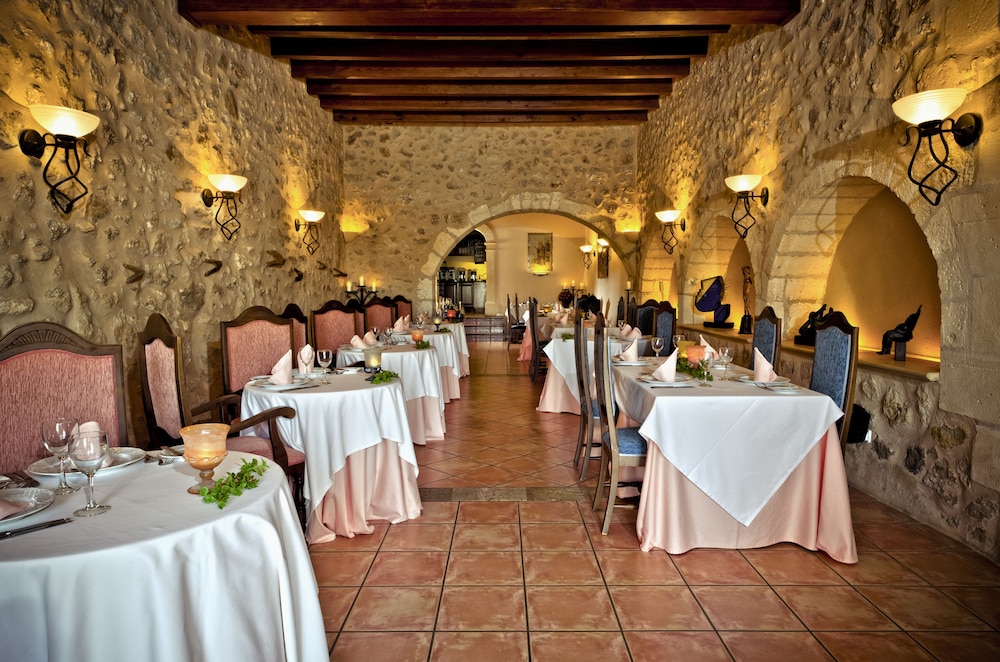 restaurant-cafeteria