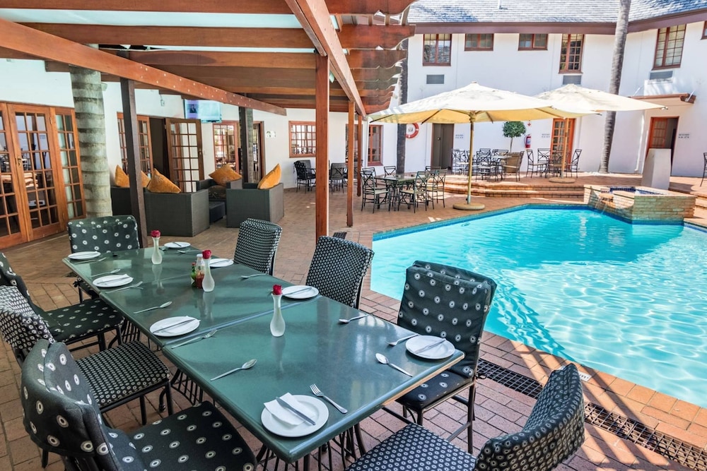 Constantia Hotel and Conference Centre 43/50