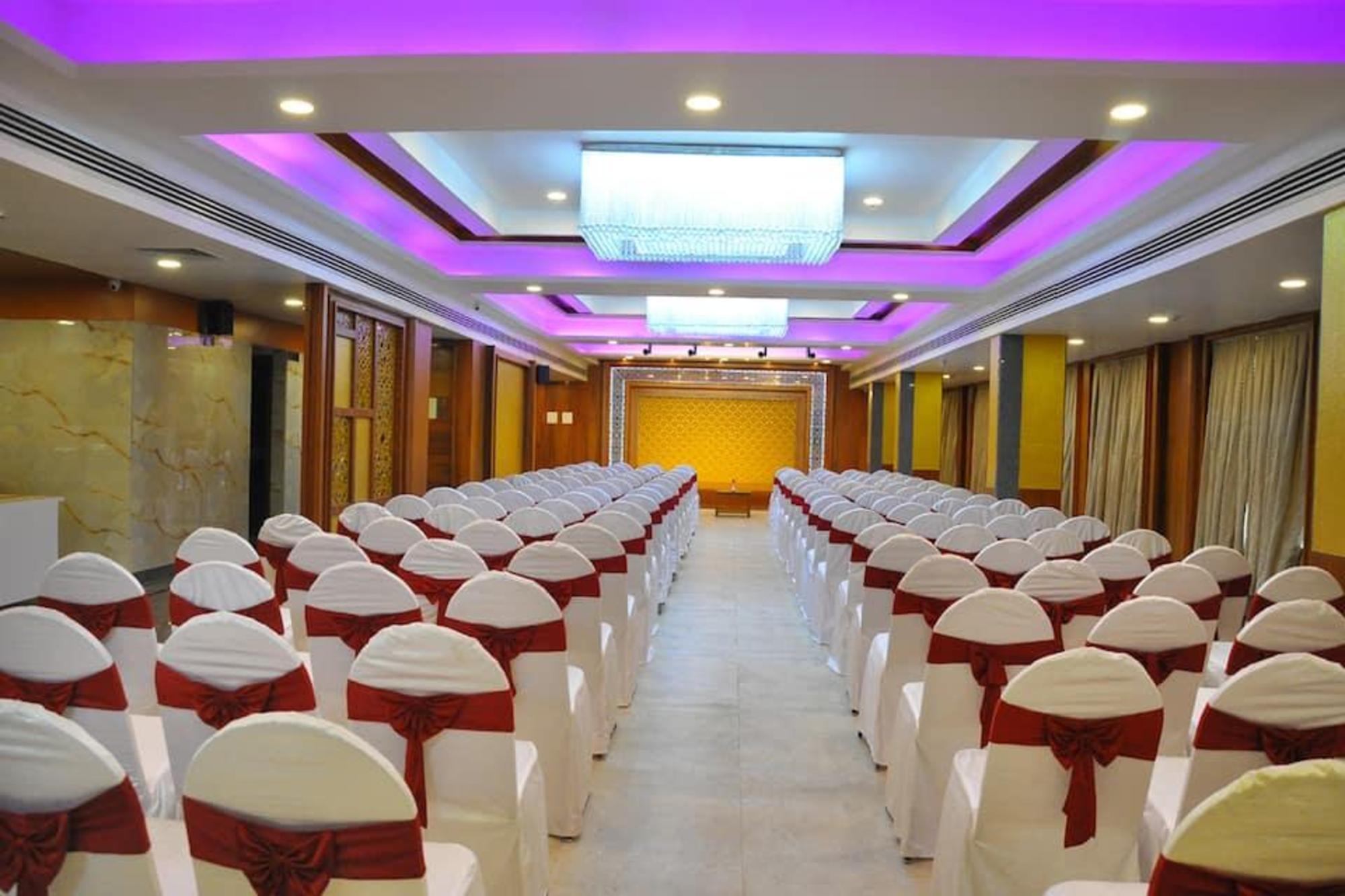 MG Hotel Udayee International 25/25