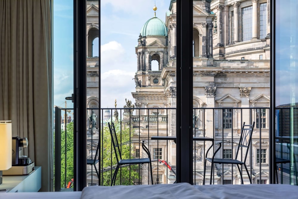 Radisson Collection Hotel, Berlin 25/68
