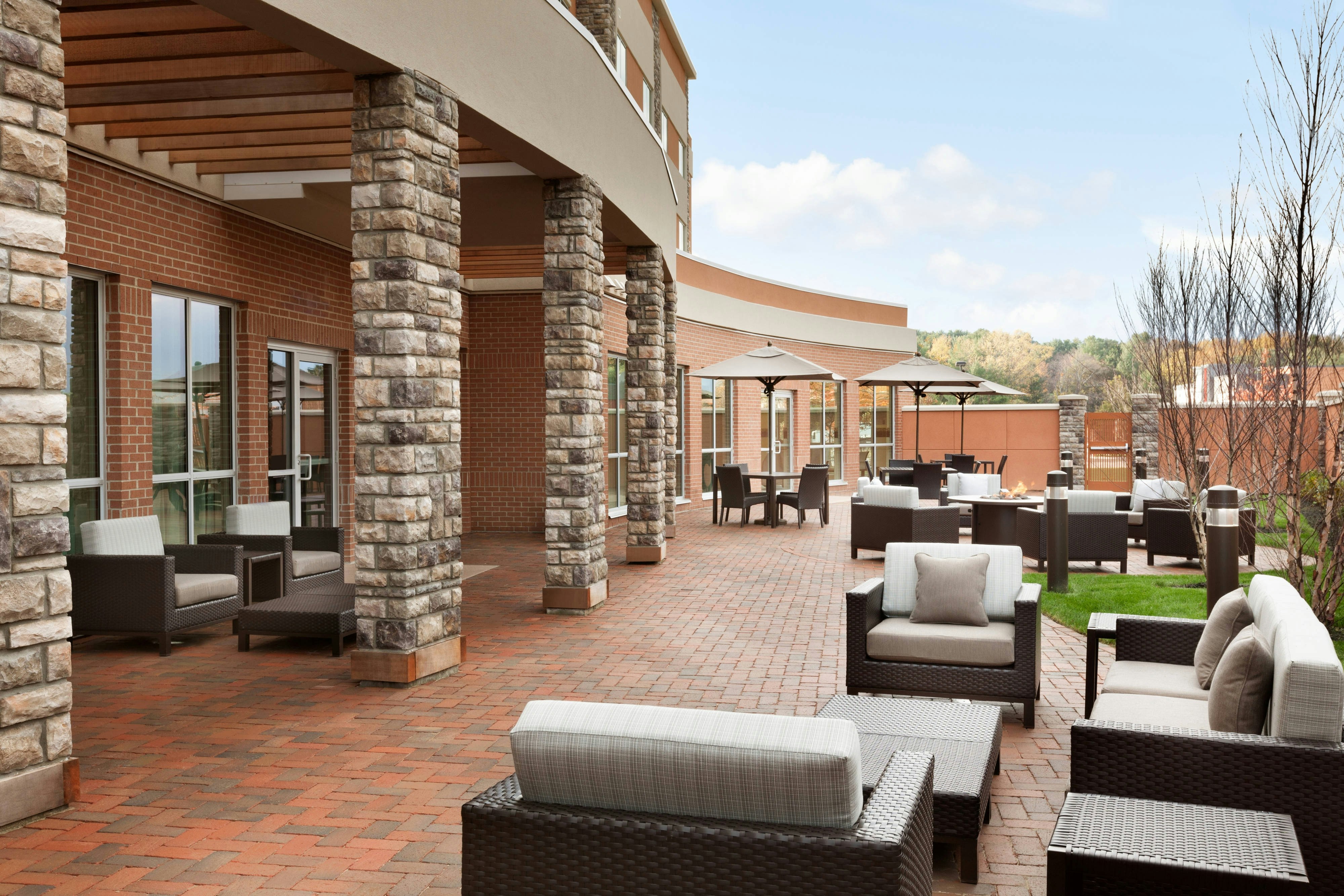 Courtyard By Marriott Boston Dedham/Westwood 28/46