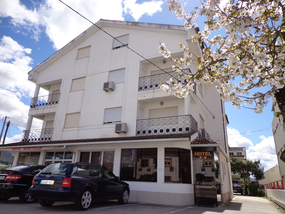 Hotel 4 Estacoes 3/44