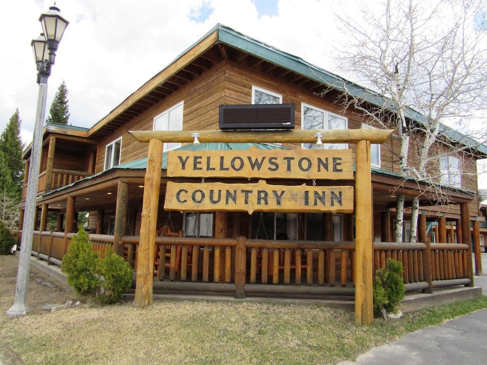 Yellowstone Country Inn 2/48