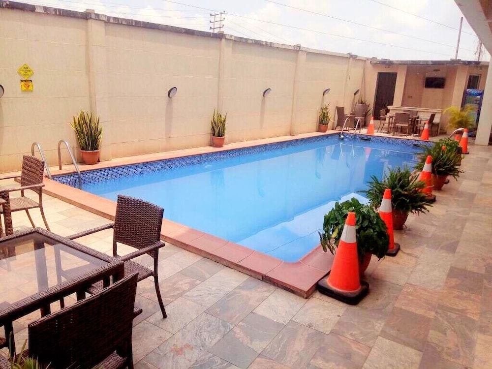 Capital Inn Ibadan 42/58