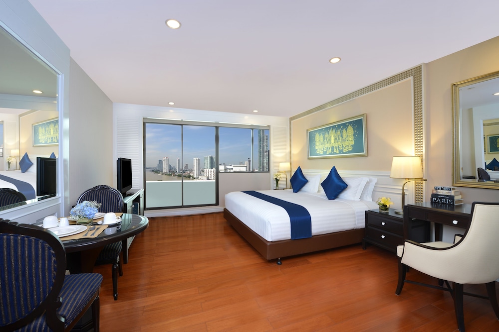 Centre Point Plus Hotel Silom 30/76