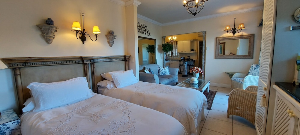 Roosboom Luxury Apartments 11/50