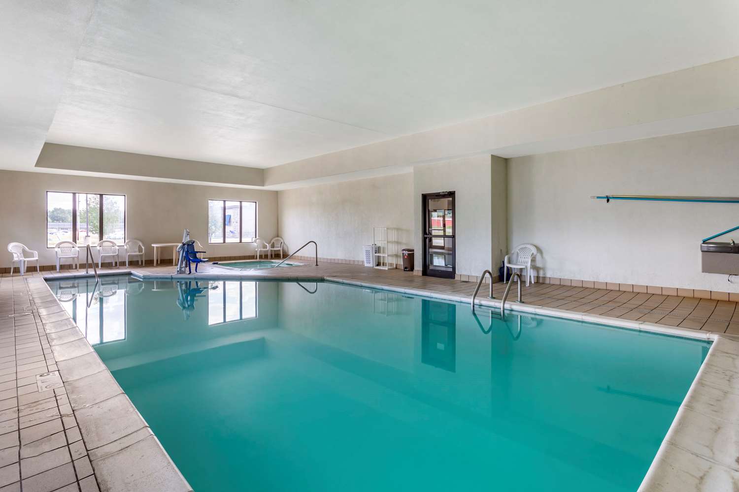 Comfort Inn and Suites Carbondale University Area 19/34
