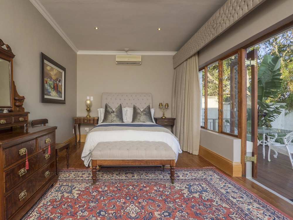 Madison Manor Boutique Hotel 16/72