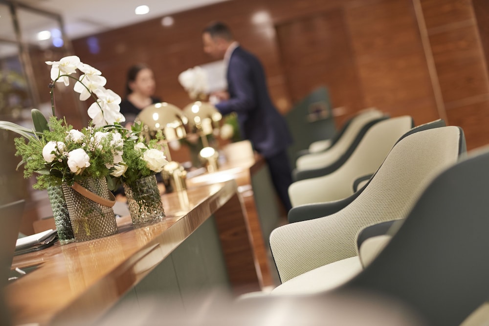 restaurant-cafeteria
