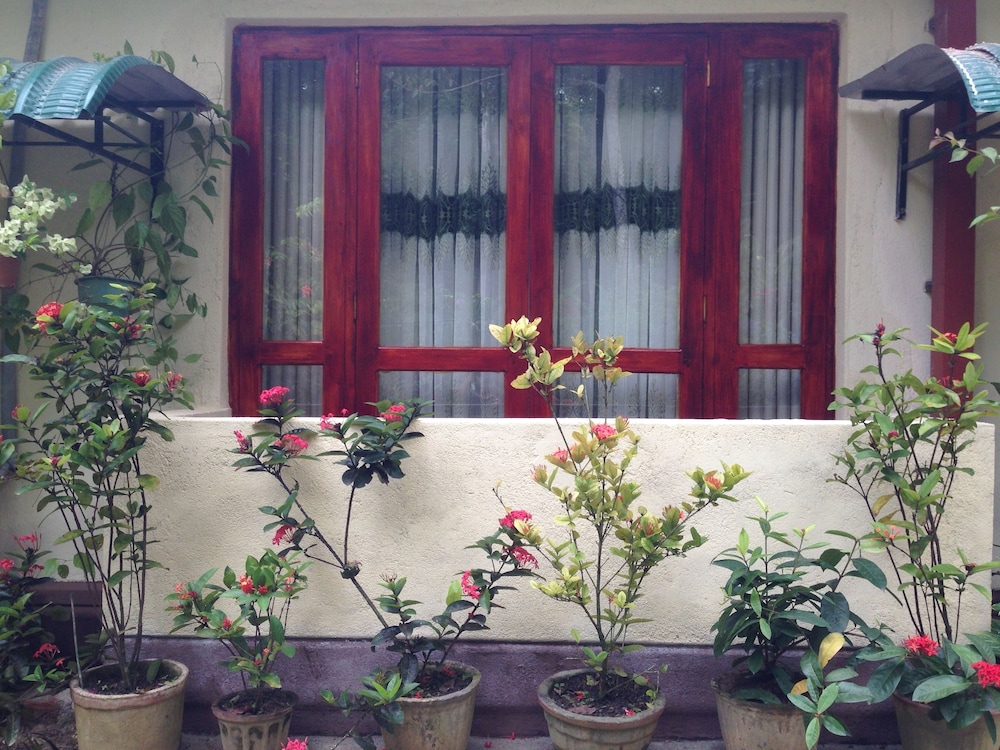 Yalegoda Walauwa Homestay 8/50