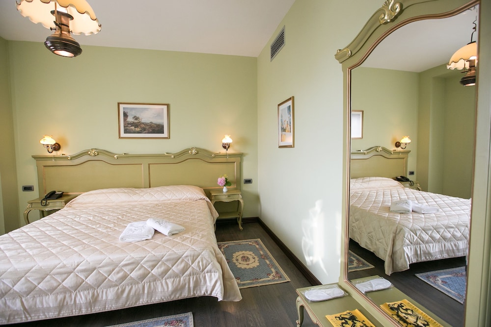 Hotel Victoria 15/43