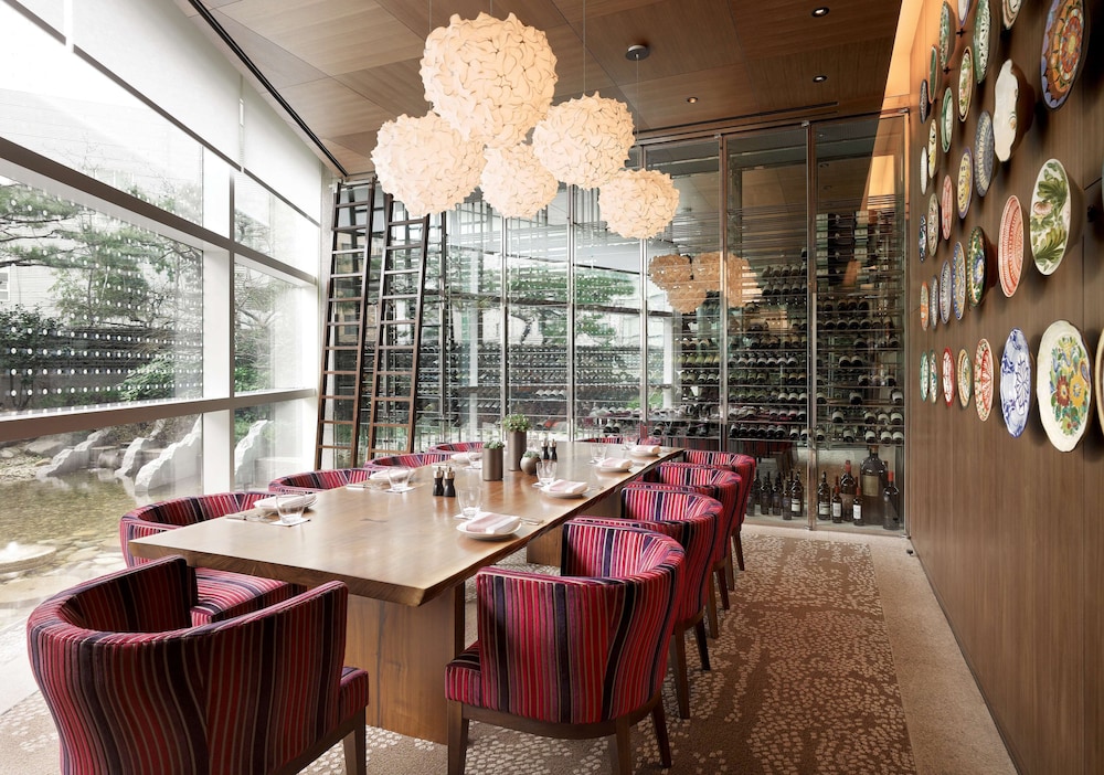 PARK HYATT SEOUL 61/76