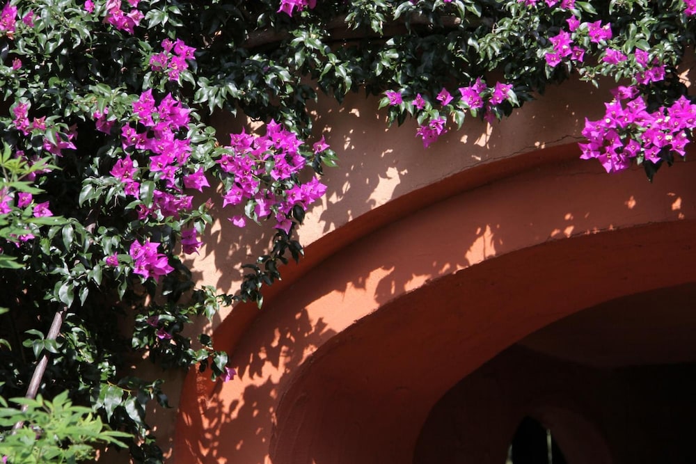 HOTEL CASTELL VERDE 24/27