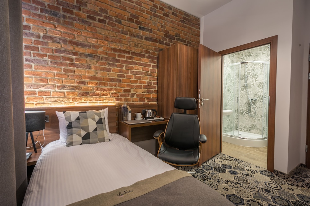 Hotel Lavender 27/67