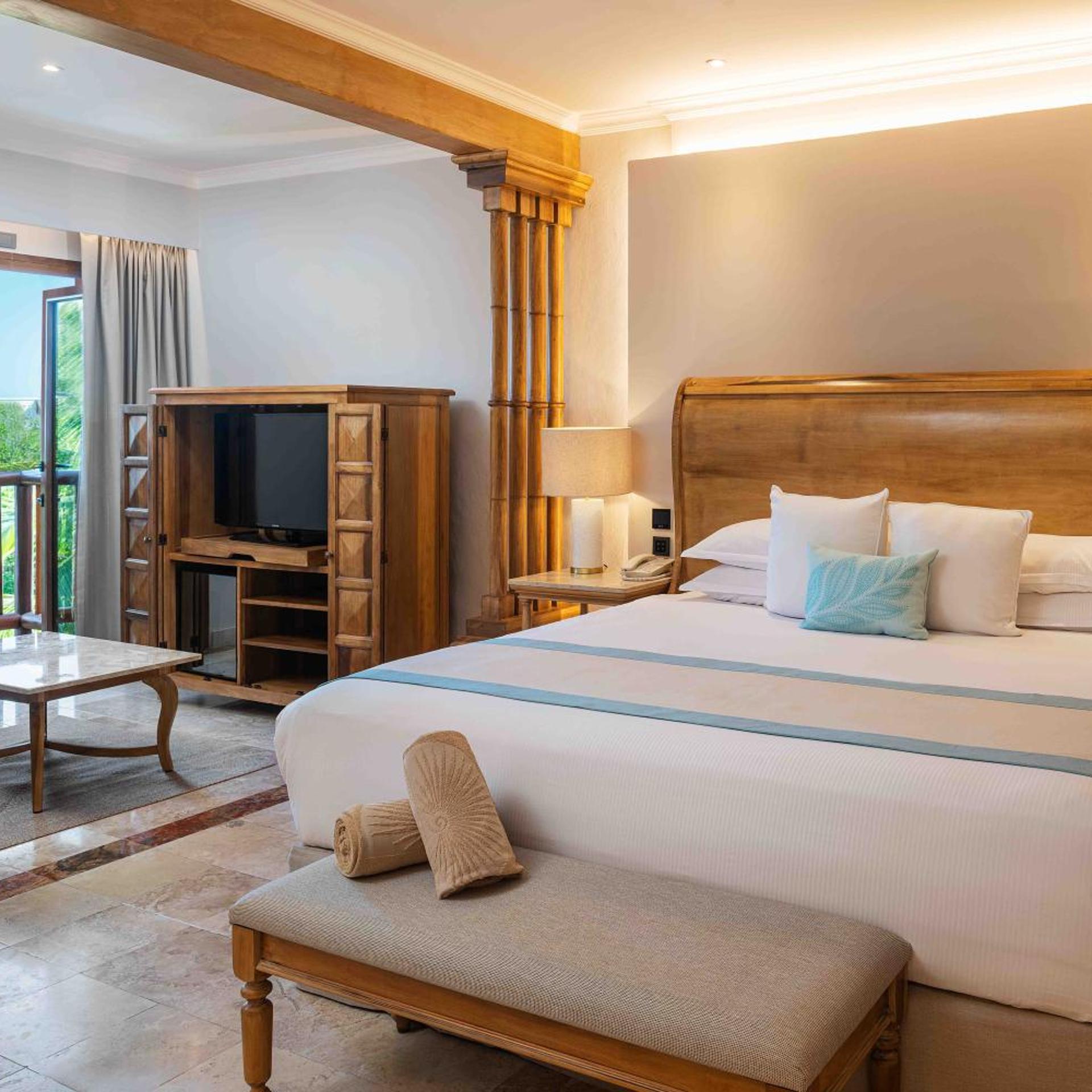 Gold, Junior Suite, Double Bed