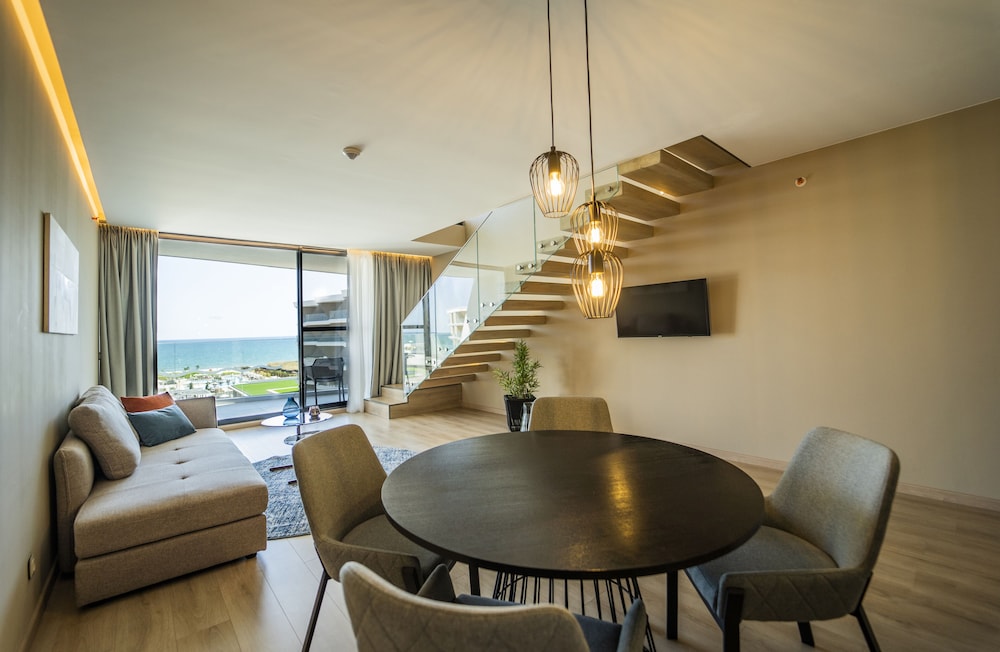 Wave Resort 48/70