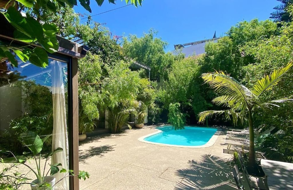 Cape Standard Guest House 49/59