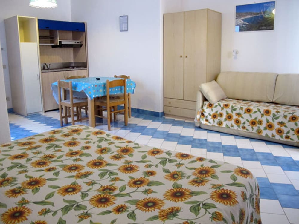 HOTEL RESIDENCE VILLA MARINÙ 29/72
