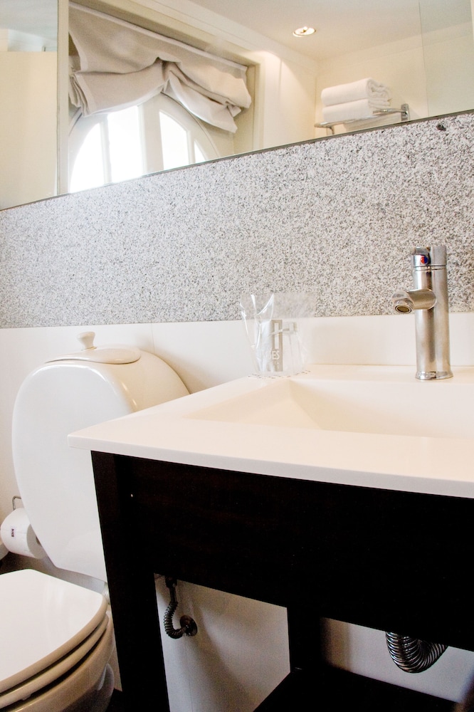ULISES RECOLETA SUITES 13/64
