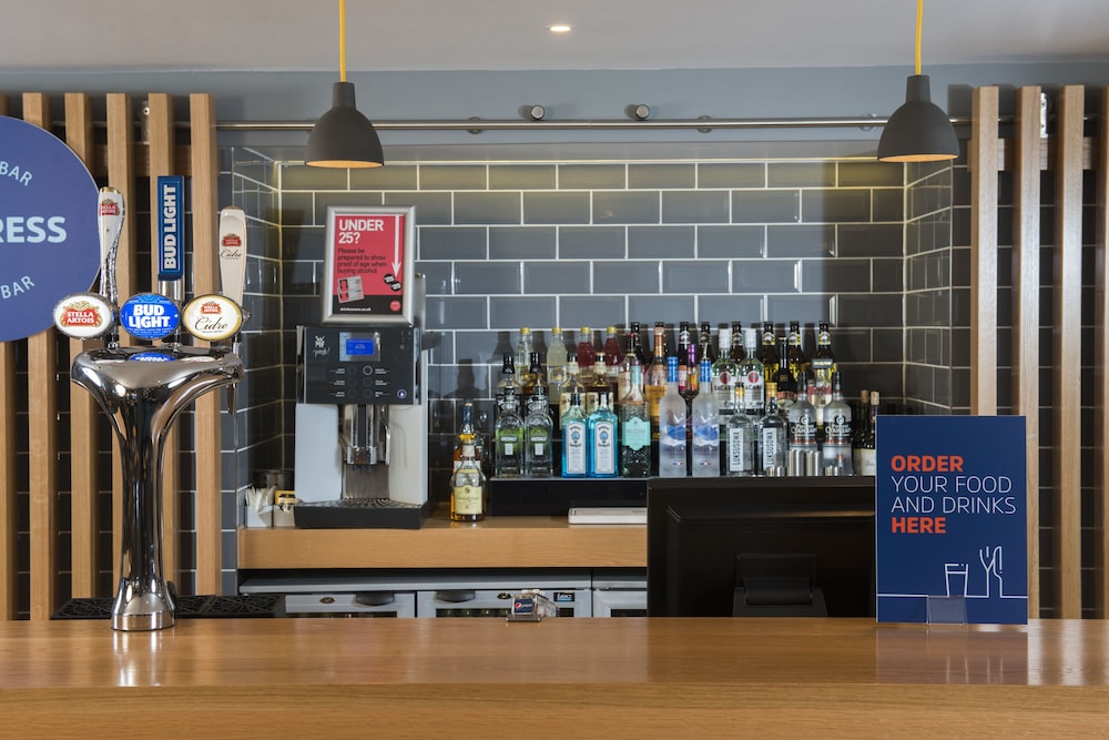 Holiday Inn Express Edinburgh - Leith Waterfront, an IHG Hotel 45/52