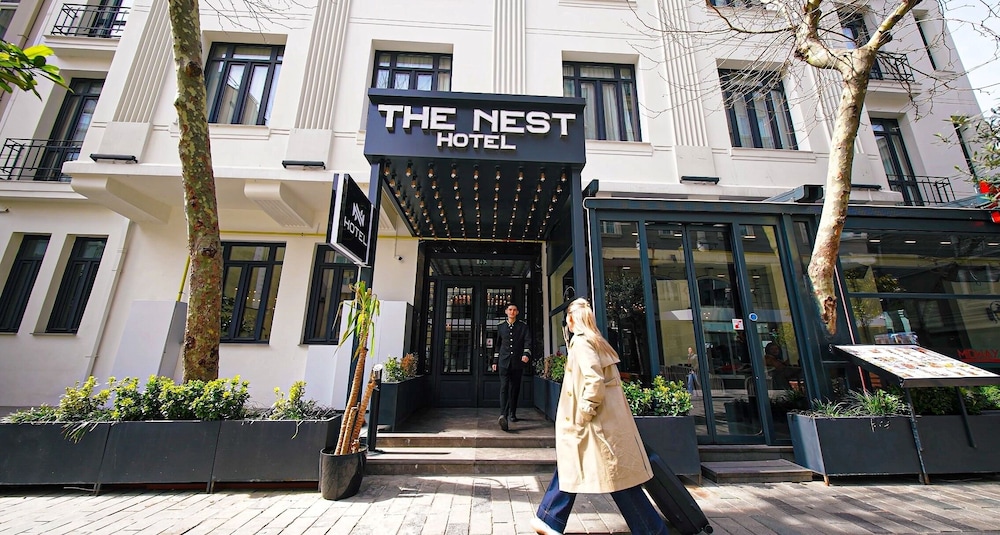 The Nest Hotel 5/70