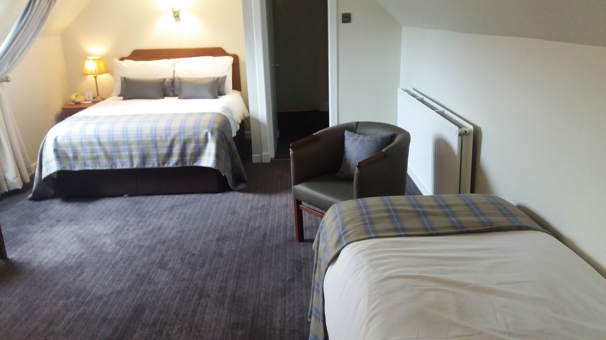 Family, 1 Double and 3 Single Beds
